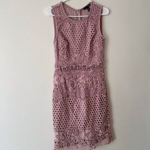 Aqua Lace Dress Size M Color Pale Pink